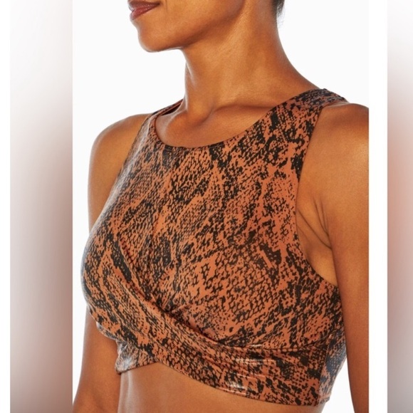Zobha Sports Bra & Shine copper Snake Print High Waist legging size medium - Picture 2 of 14